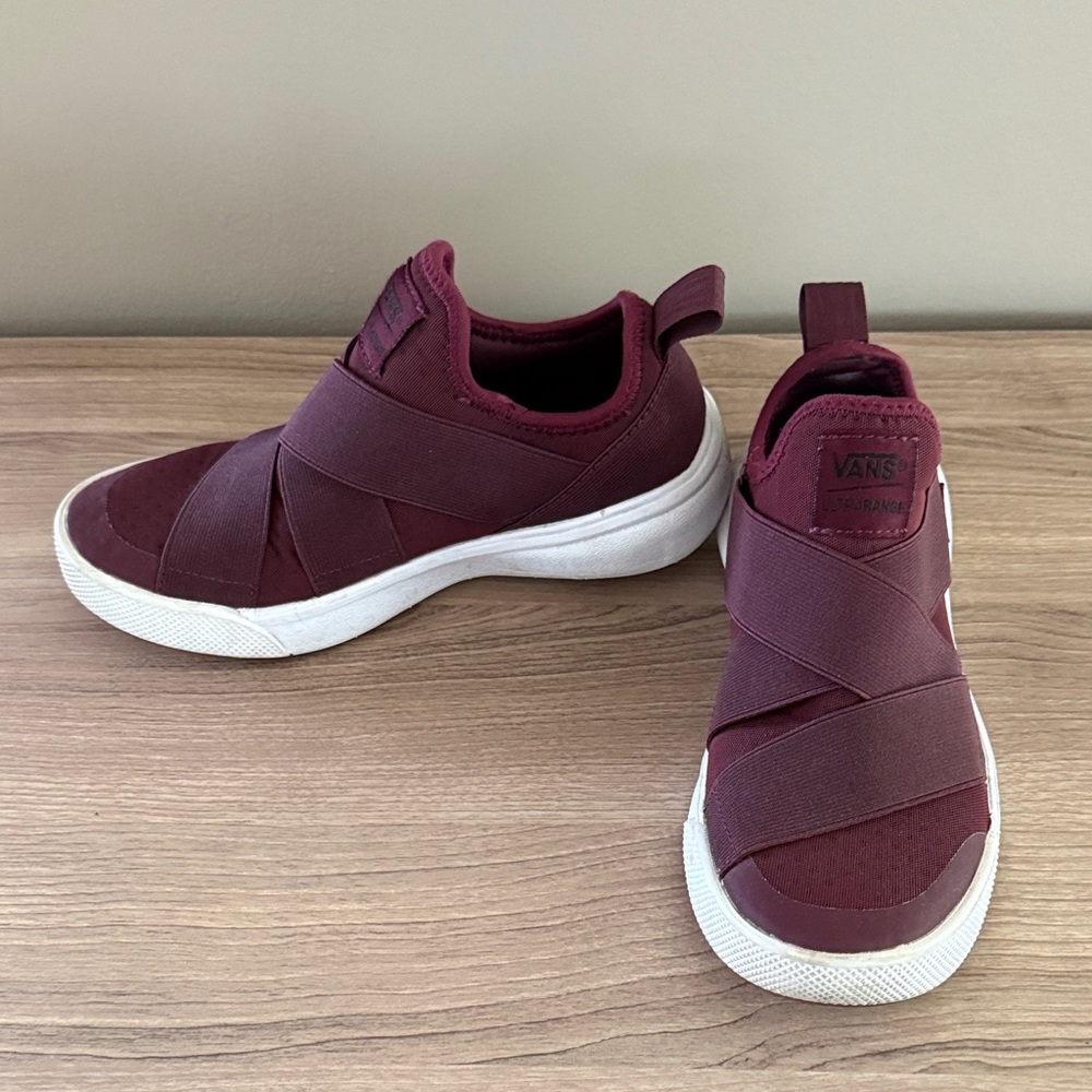 Vans Maroon Ultrarange Gore Slip-on Shoes, Size 6